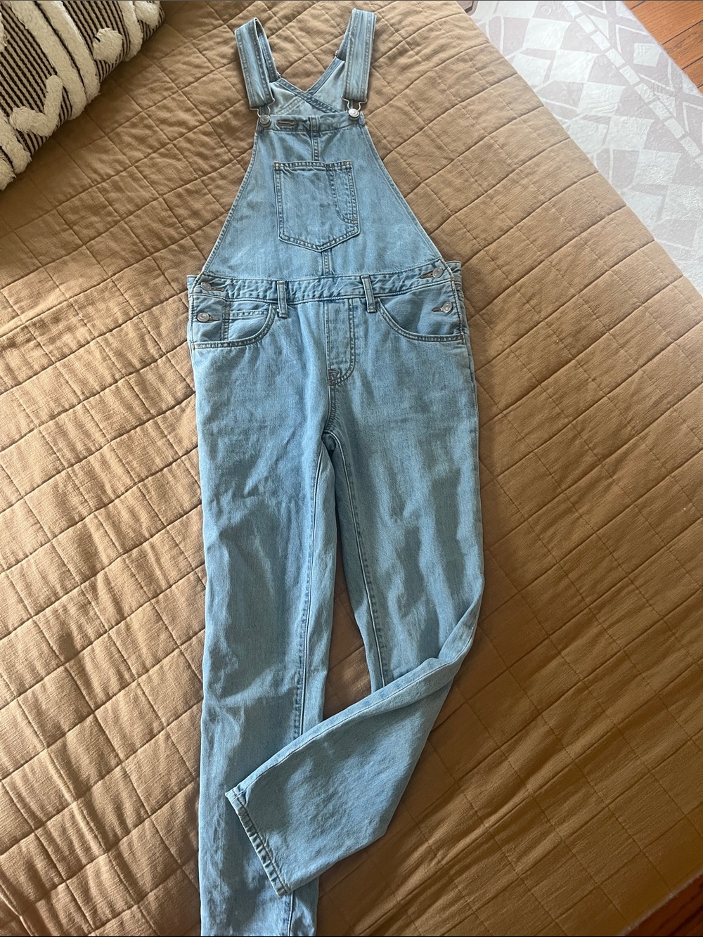 Levis Women's Light Blue Denim Overalls with Front Bib Pocket